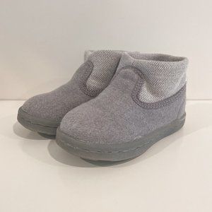Hanna Andersson Tekla Pull-On Ankle Boots - Grey - Size US 5 Toddler
